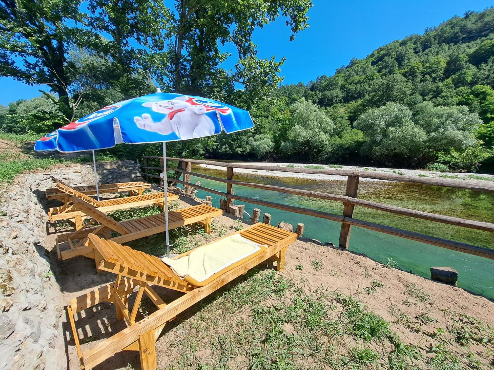 Vila Kuca Za Odmor Ceif Dropci Exteriér fotografie